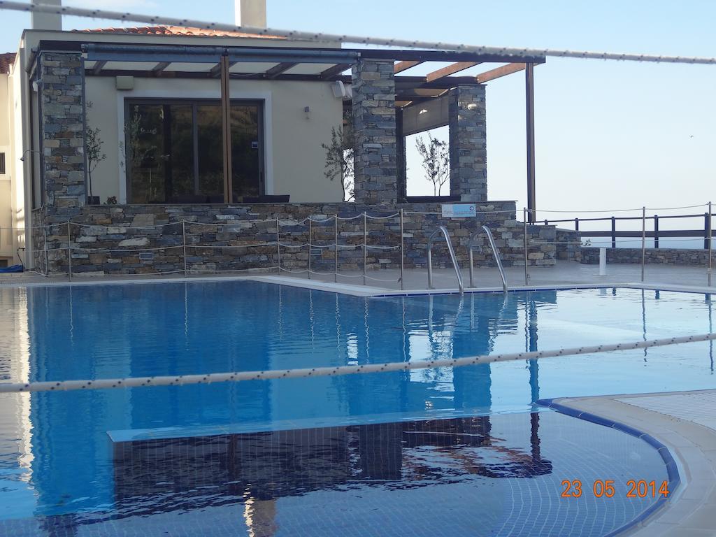 Aegea Hotel 카리스토스 외부 사진